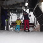 パパスキーヤーの子供スキー教室「初級編⑥リフトの乗せ方・降ろし方」